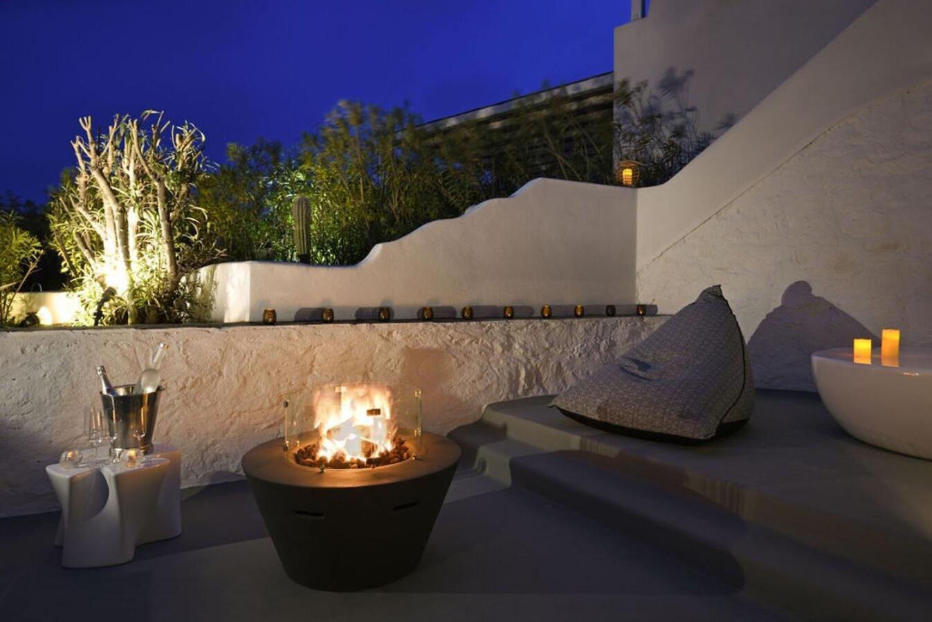 Villa Dafni 4Bed With Pool In Kalafatis Spilia Mykonos Town Екстериор снимка
